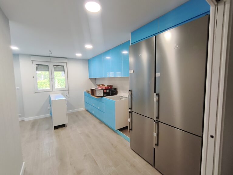 Cocina reformada en una reforma integral